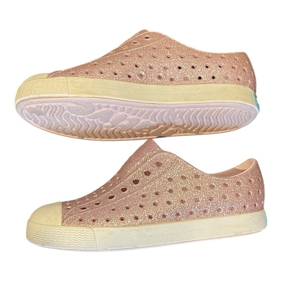 060 Native Jefferson Girls Pink Glitter Slip On Shoes 11 Toddler - Picture 6 of 11